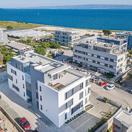 Golden Luxury Apartment Split Exterior photo