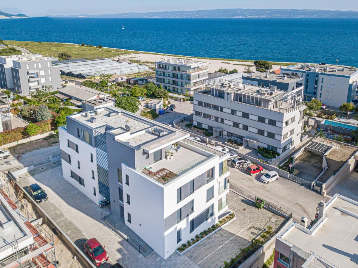 Golden Luxury Apartment Split Exterior photo